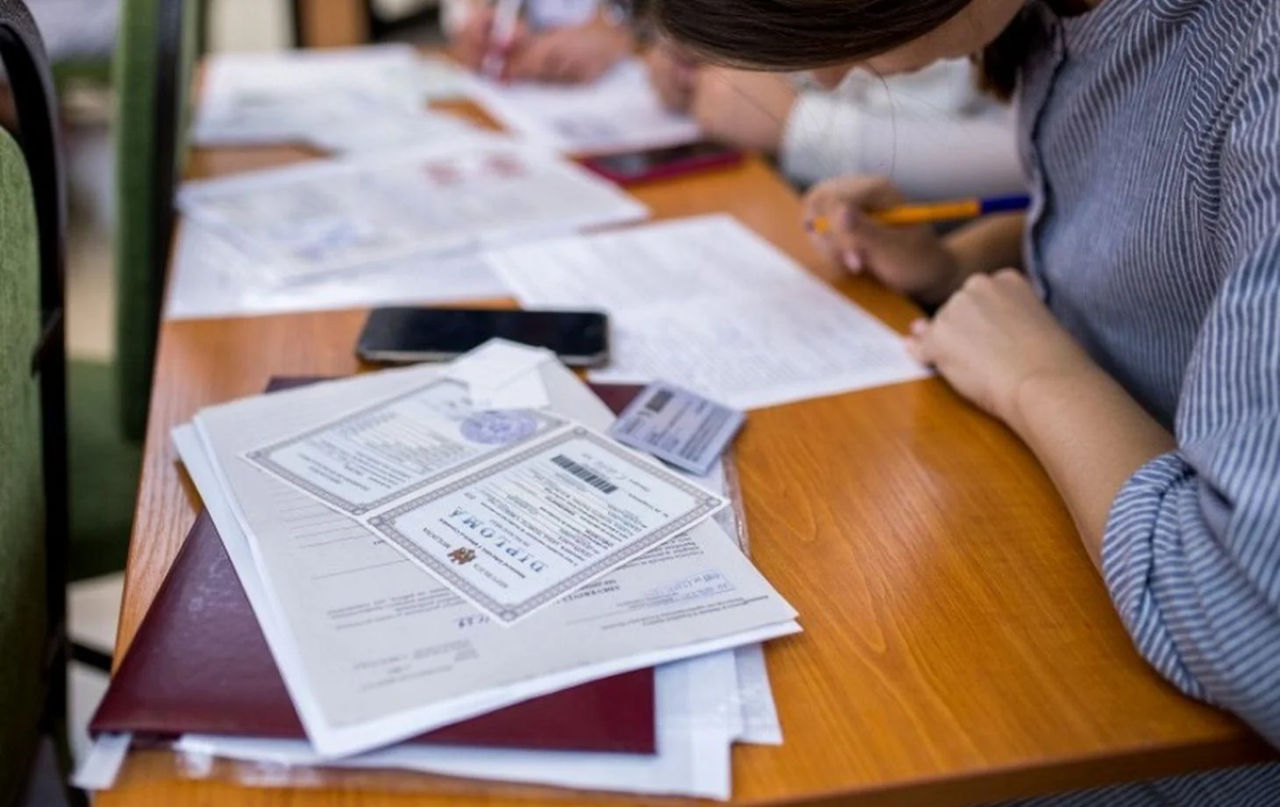 Cifre record de înscriere la universitățile din Moldova în 2025.