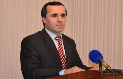 Un fost premier a decis să candideze independent la funcția de președinte. Foto: europalibera.org