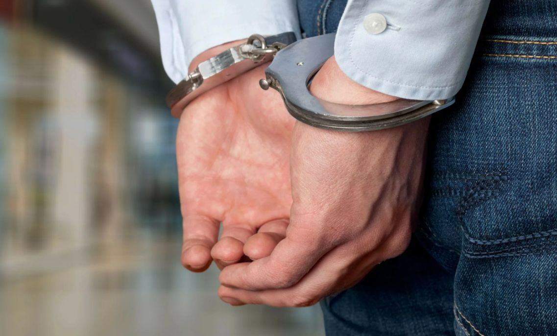 Мужчина из Окницы приговорен к 11 годам тюрьмы за изнасилование девочки.