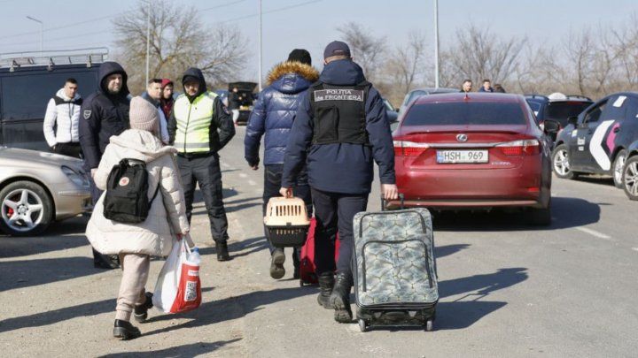 Беженцы из Украины могут претендовать на временное проживание без справки о несудимости.