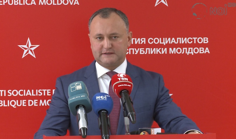 Додон, также, согласно опросу, входит в пятёрку политиков Молдовы, которому доверяют больше всего.  Фото: noi.md