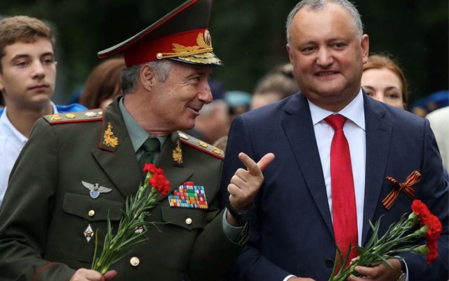 Ce spune Dodon despre rudenia sa cu candidatura care o propune la Apărare