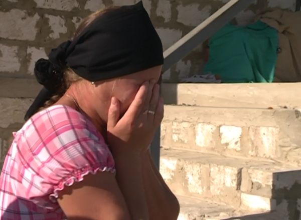 O femeie si fiica ei au fost gasite fara suflare intr-un iaz din satul Molesti.