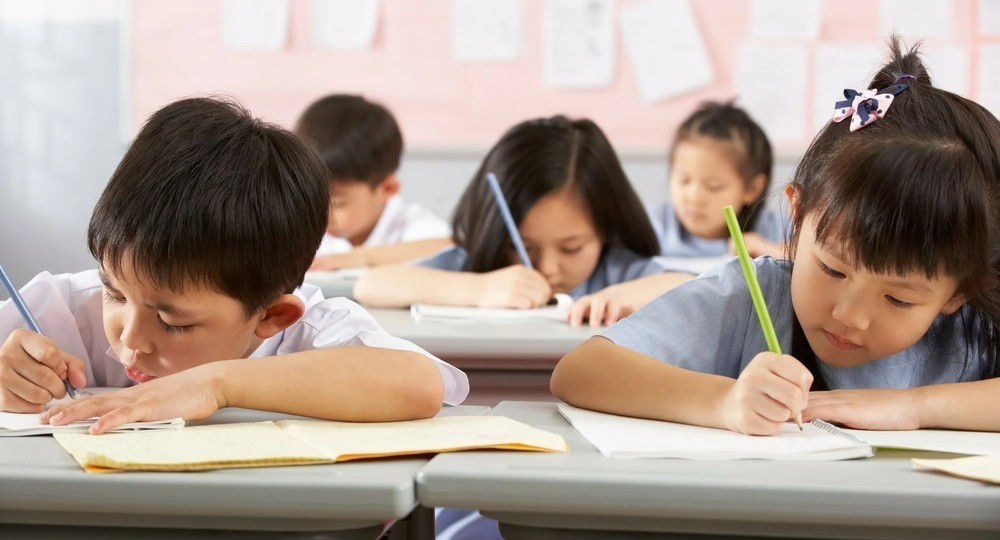 China a limitat numărul examenelor în școli pentru a reduce stresul elevilor.