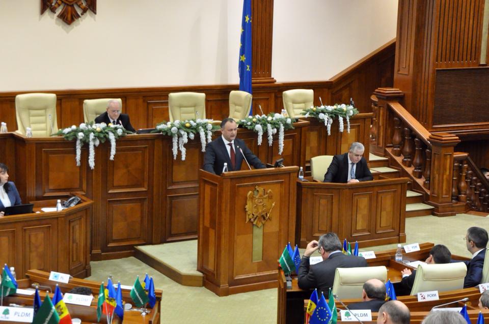 Социалисты отметили, что готовы приступить к плотной работе уже начиная с завтрашнего дня.