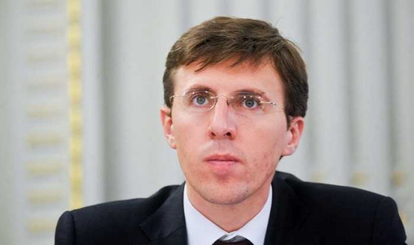 Chirtoacă vrea să meargă la funeraliile Regelui Mihai. 