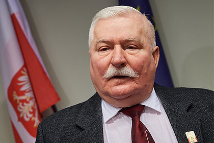 Валенса был президентом Польши с 1990 по 1995 годы. 