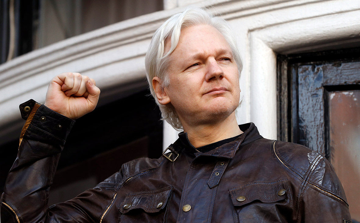 Основатель WikiLeaks Ассанж освобожден из британской тюрьмы.