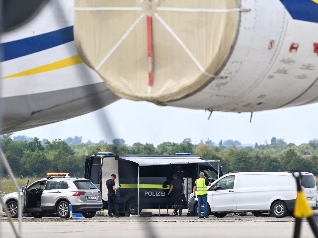 В Германии установили личности подозреваемых в атаке в Лейпциге.