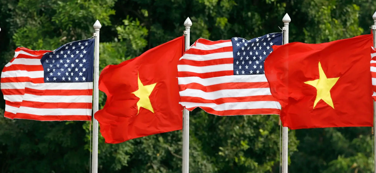 Trump: SUA semnează un nou acord comercial cu Vietnamul.