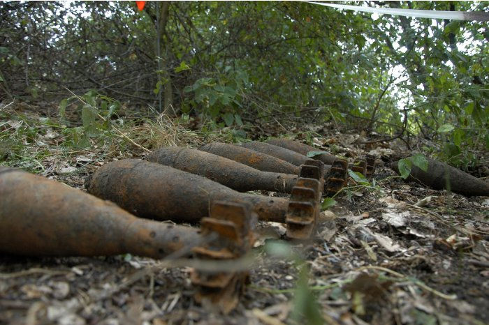 В октябре саперы ликвидировали 19 взрывоопасных предметов и более 1000 патронов.