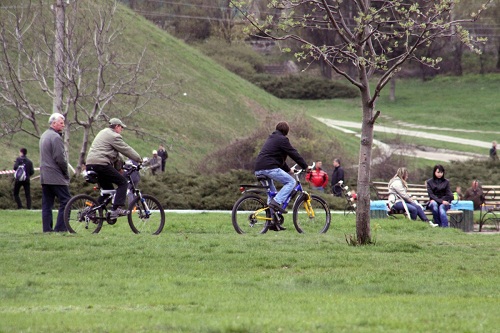 Începând se săptămâna viitoare vremea va fi stabilă, iar temperaturile vor urca până la +20 de grade.