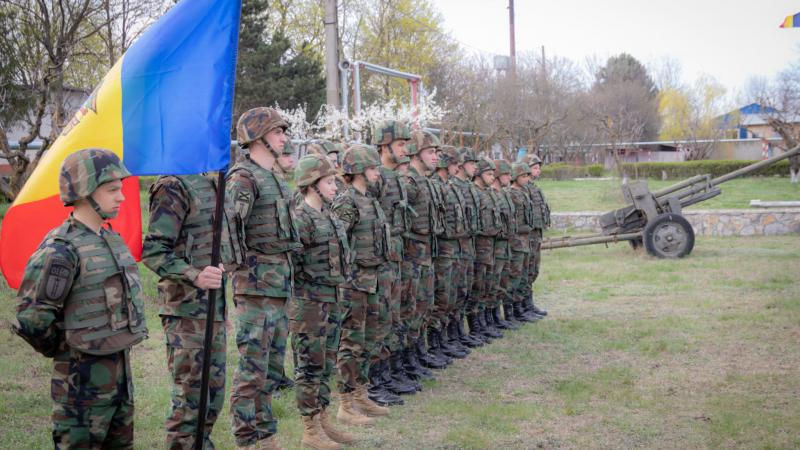 Молдавские военные находятся на учениях в Румынии.