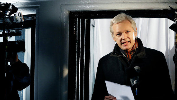 Основатель WikiLeaks заявил, что считает борьбу за право частной жизни проигранной. Фото: ap.org