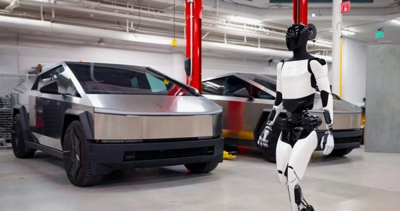Tesla приостановила производство роботов Optimus.