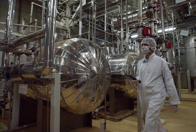 США: Иран должен прекратить обогащение урана.