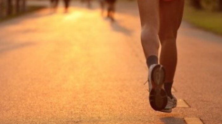 Belgrad: Un grup de sportivi au alergat în lenjerie intimă