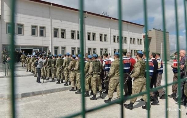 В Турции более 100 человек посадили в тюрьму за участие в перевороте.
