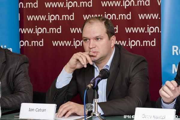 Вице-председатель парламента Ион Чебан.