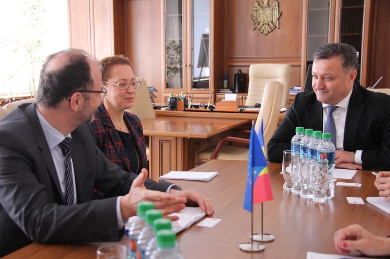 CEB a decis extinderea noilor categorii de tineri specialiști care vor beneficia de locuințe sociale în Moldova. Foto: mdrc.gov.md