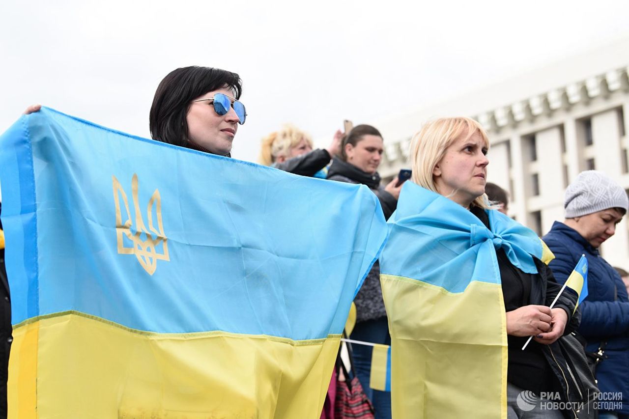 Опрос показал, какого руководителя хотят жители Украины.
