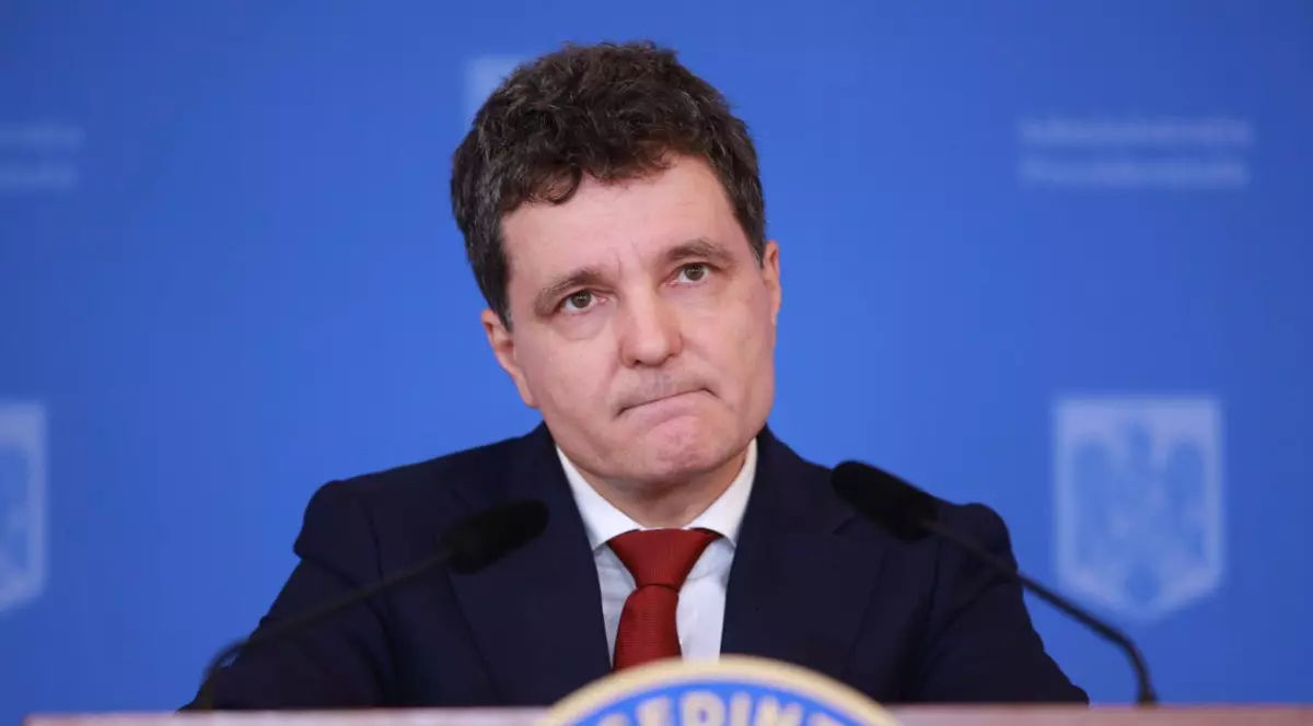 Mai mulți senatori și deputați români cer suspendarea președintelui Nicușor Dan.