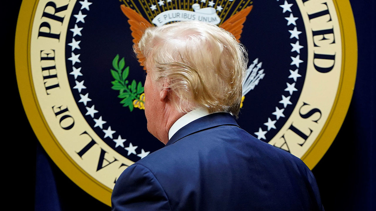 Обвиняющая Трампа в изнасиловании журналистка просит образец его ДНК.