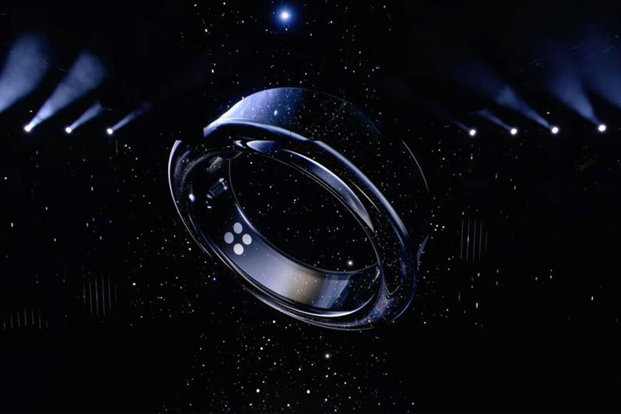 Samsung показала «умное» кольцо, измеряющее жизненную силу человека.