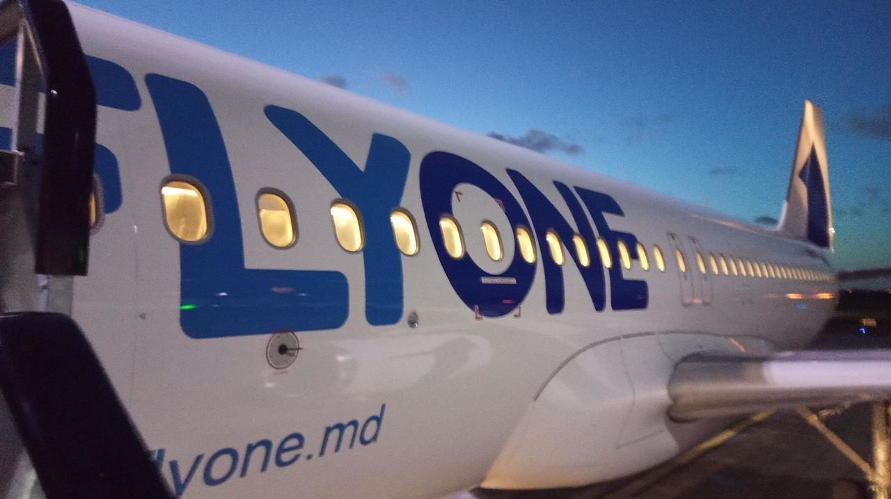 Самолет FlyOne со 173 пассажирами на борту был вынужден вернуться. Фото: Aviation in Moldova (Alberto Calcerrada).