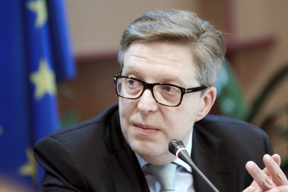 Дипломат подчеркнул, что крайне разочарован ситуацией в системе правосудия, банковском деле и предпринимательской среде.