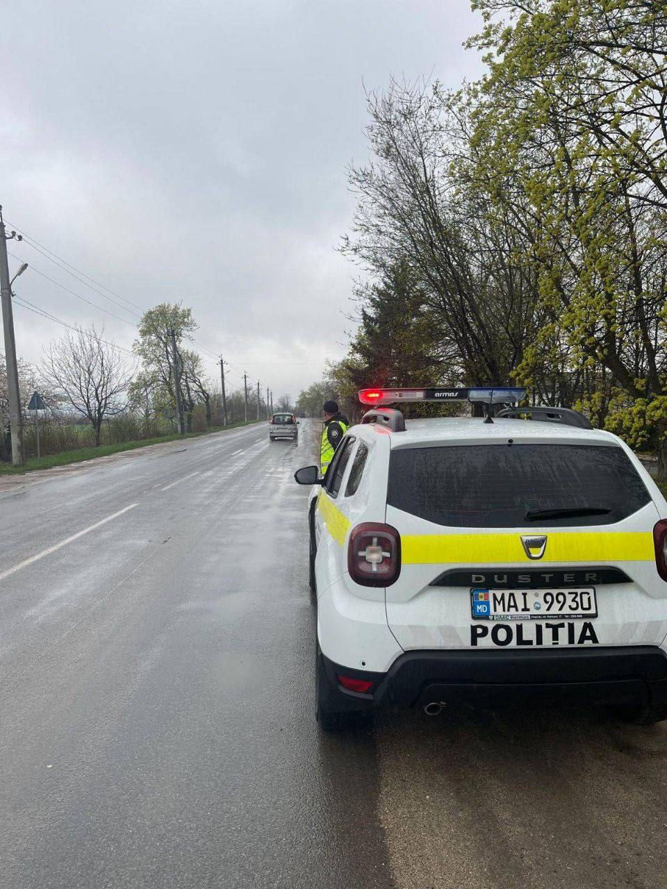 Полиция Молдовы выявила за сутки более 350 водителей, превысивших скорость.