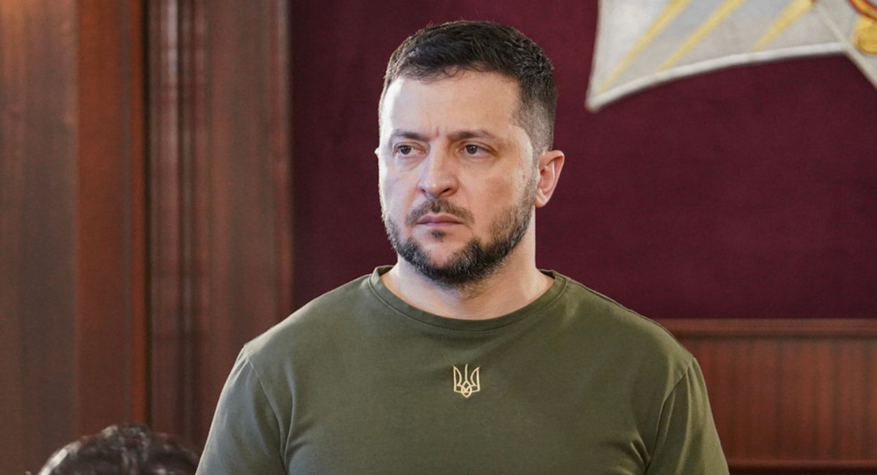 Зеленский: РФ запустила за неделю тысячи КАБов и дронов.