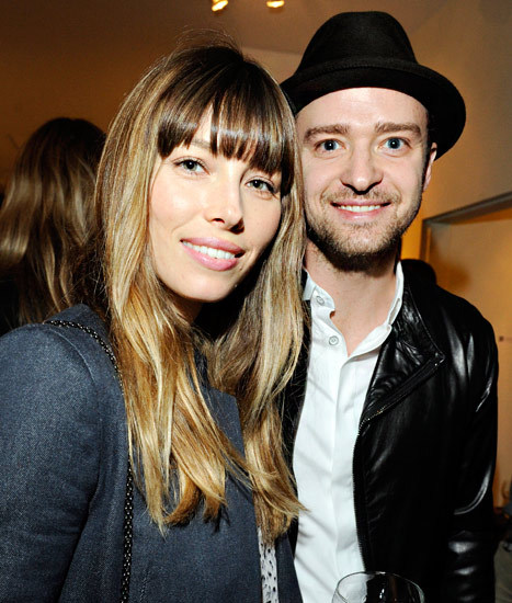 Fiind căsătorită deja de 11 luni cu starul Justin Timberlake, Jessica în sfârșit va purta oficial numele de familie a soțului.