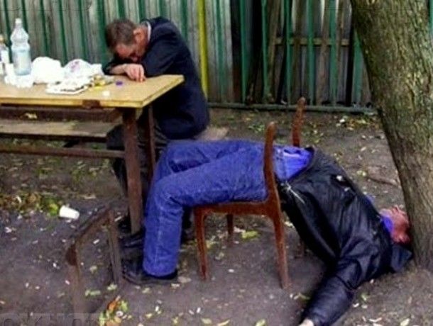 Подозреваемый сотрудничает со следствием и в настоящее время помещен под арест на 72 часа.