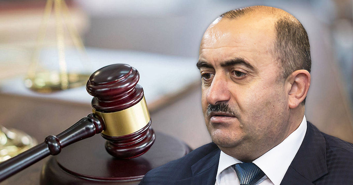 Суд продлил арест экс-главе ЖДМ Юрию Топалэ. Коллаж Point.md.