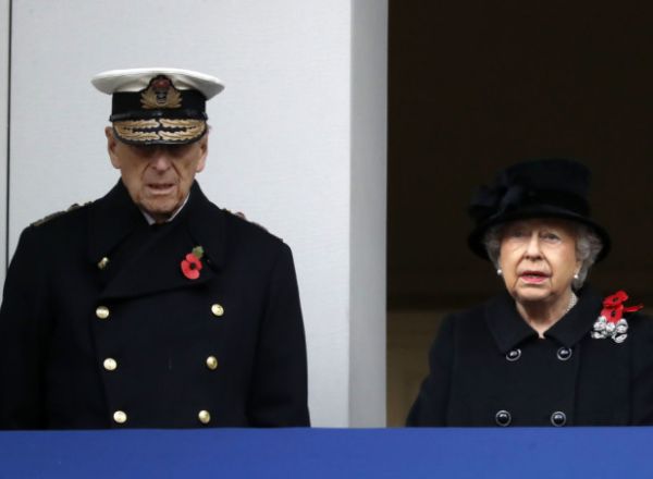 Regina Elisabeta și prințul Philip împlinesc 70 de ani de căsătorie