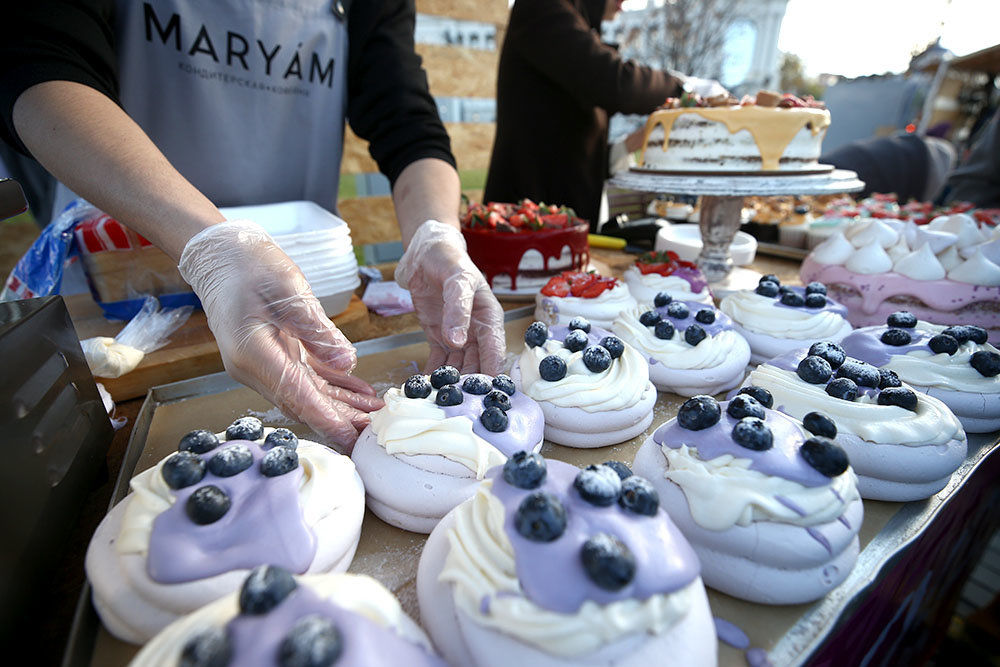 Названы продукты, от которых необходимо отказаться во время коронавируса.