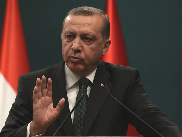 Erdogan: Turcia îi va distruge complet pe susţinătorii kurzilor din Siria. Foto: mediafax.ro