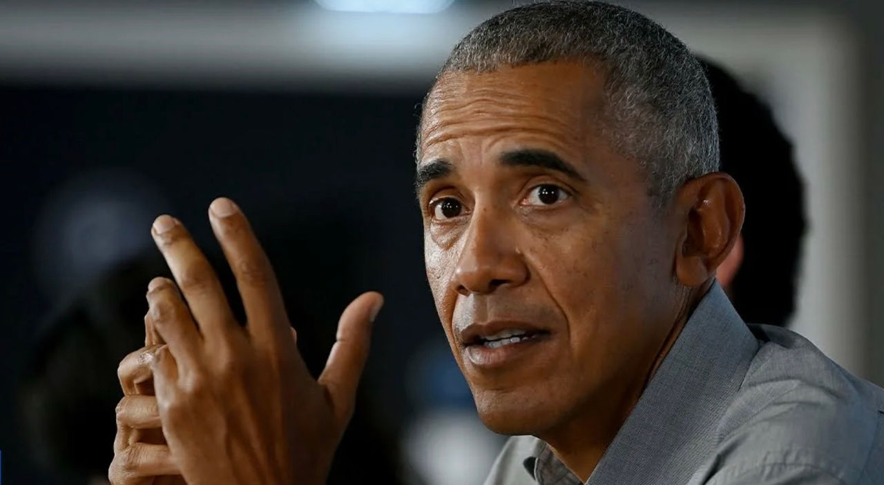 Anturajul lui Obama explică acuzațiile lui Trump ca fiind o manifestare a disperării din cauza lui Epstein.
