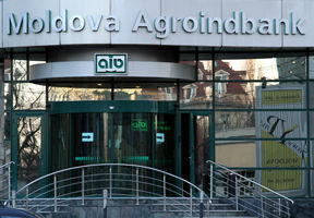 Costul de piaţă al acţiunilor celei mai mari instituţii financiare din ţară - "Moldova Agroindbank" (MAIB) - a crescut. 