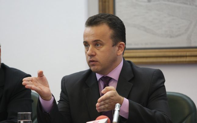 Министр образования Румынии: Нельзя отдавать детей в школы без авторизации.