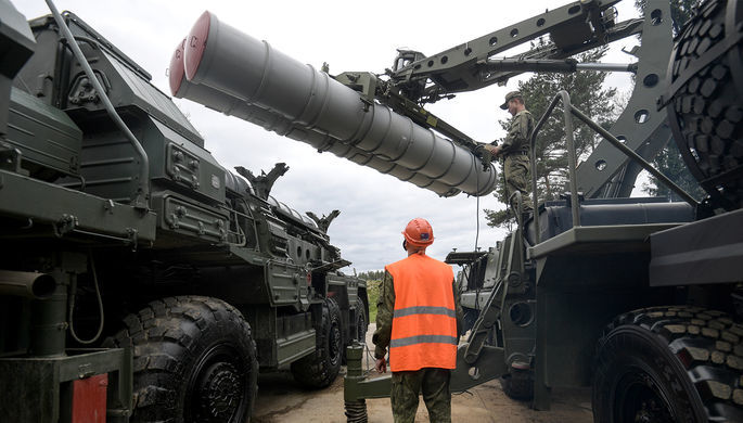 Названы сроки поставки С-400 Турции.