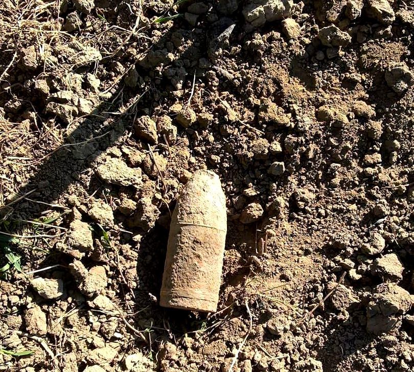 Снаряд времен Второй мировой войны обнаружен на кладбище во Вранче.