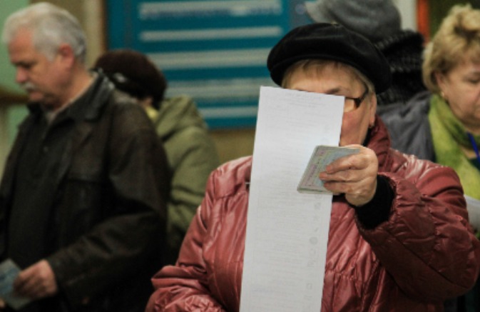 Журналисты имеют полное право освещать проведение выборов, при этом не раскрывая персональные данные голосующих и саму тайну голосования.  Фото: jurnal.md.