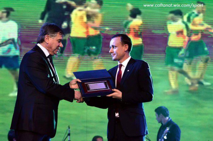 Arhireu l-a numit pe căpitanul naționalei Suediei, Zlatan Ibrahimovic, țigan. Foto: caftanat.wix.com