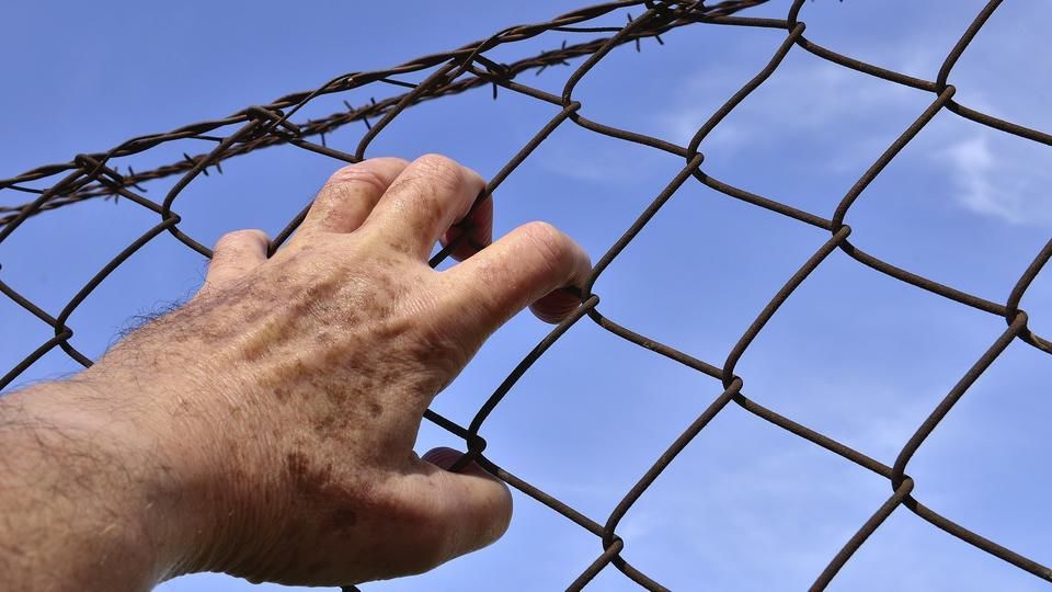 Британия готовится выпустить из тюрем шестерых опасных террористов.