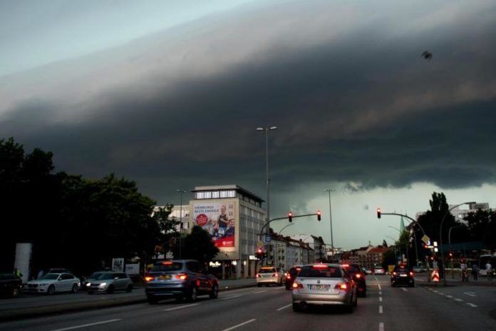 Vineri dimineața, serviciul meteorologic german DWD a ridicat cea mai mare parte a avertizărilor meteo 