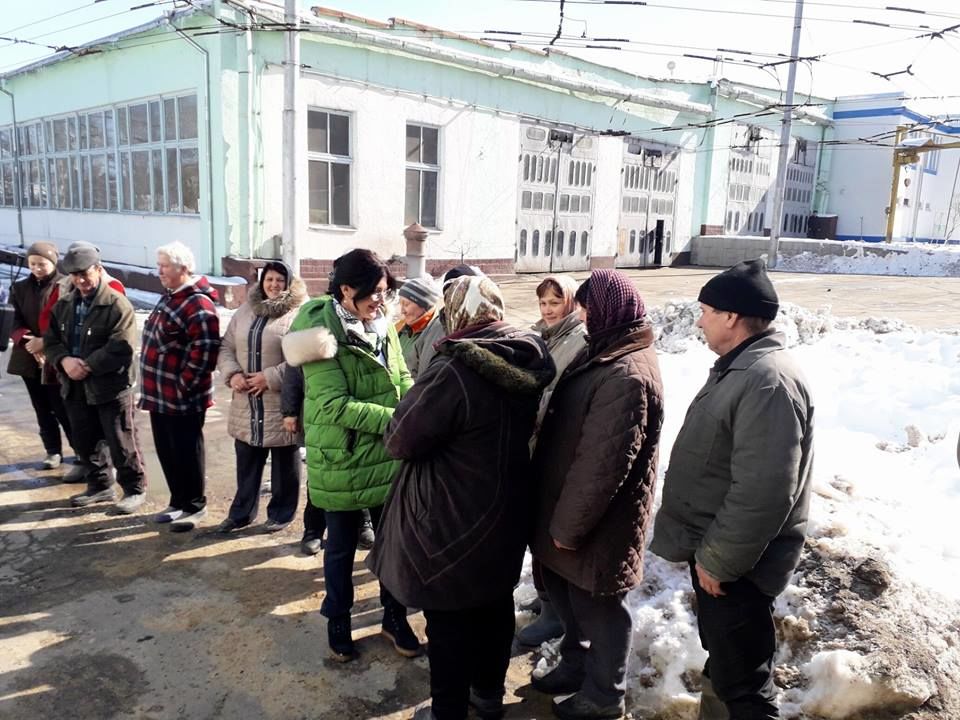 Silvia Radu: Cei care numără creioanele vor fi scoși din funcții. Foto: facebook.com