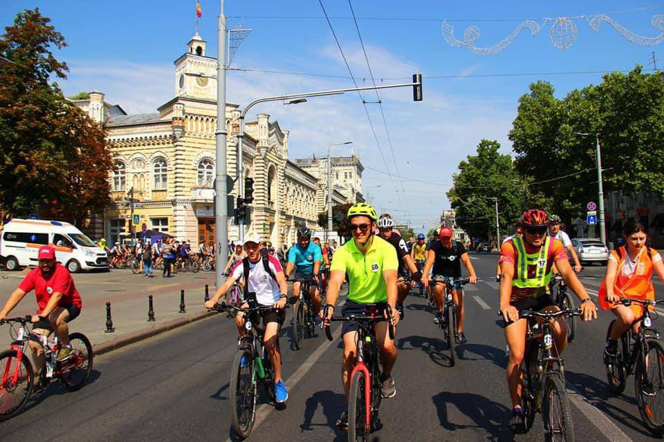 В столице прошел веломарафон Velo Road Chișinău.