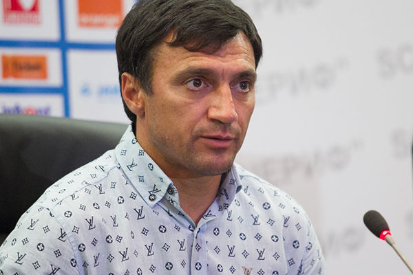 Руководство „Зимбру” отказалось от 43-летнего тренера.